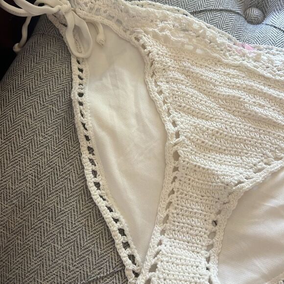 NWT Ardene white crochet bottoms Large - Picture 5 of 9